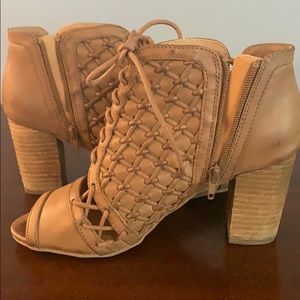 Ankle booties